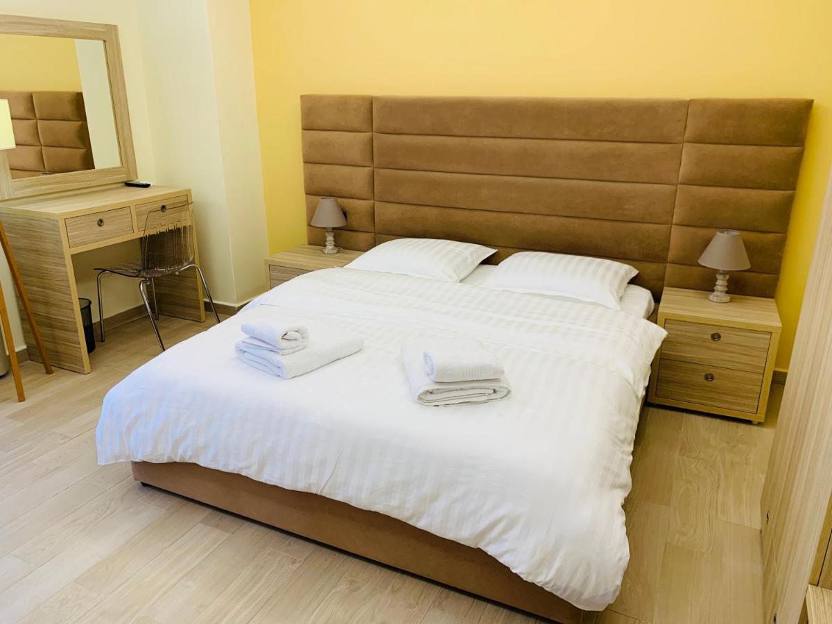 Elko Fa Golem Apartman Golem  Kültér fotó